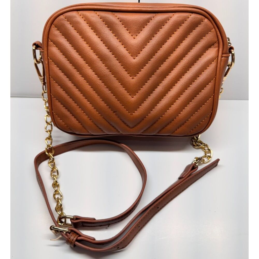 EUC Chevron Quilted Cognac Crossbody Bag Gold Chain Faux Leather Camera Bag